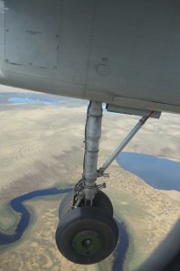 Approaching Chokurdakh airport (IATA: CKH, ICAO: UESO), still 46 m above sea level (Photo: I. Juszak, June 2013).