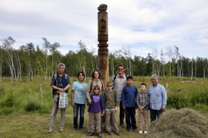 A farewell from Spasskaya Pad (from left: R. Suzuki, S. Ksenofontov, Gabriela Schaepman-Strub and Anne, Linus Schaepman, Michael Schaepman, Nicolay and Kiryl, T. Maximov (Photo: Roman, August 2013).