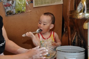 Lena's son, a great help in- and outside the kitchen (Photo: L. Schaepman, July 2013).